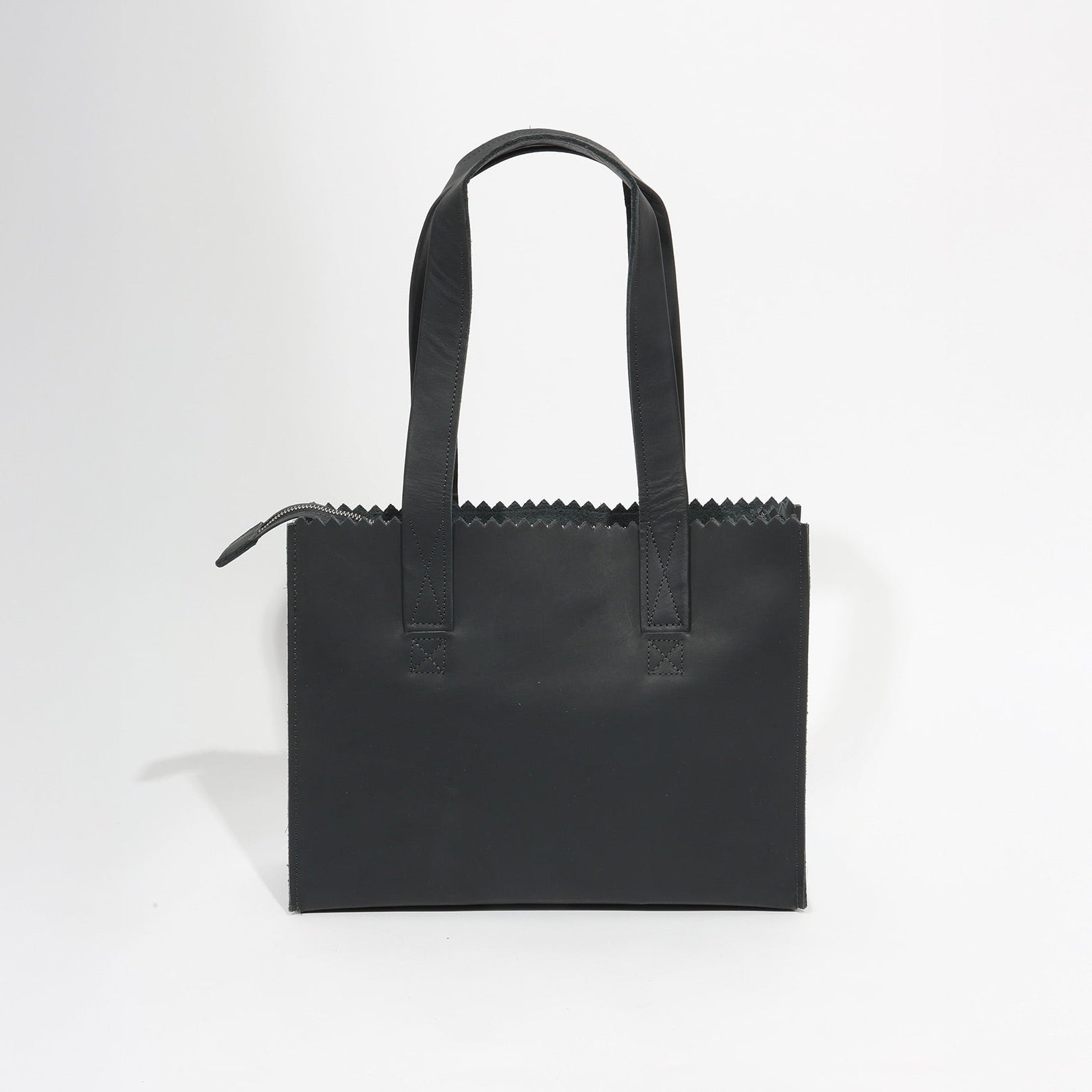 Vintage black Handbag by MY PAPER BAG